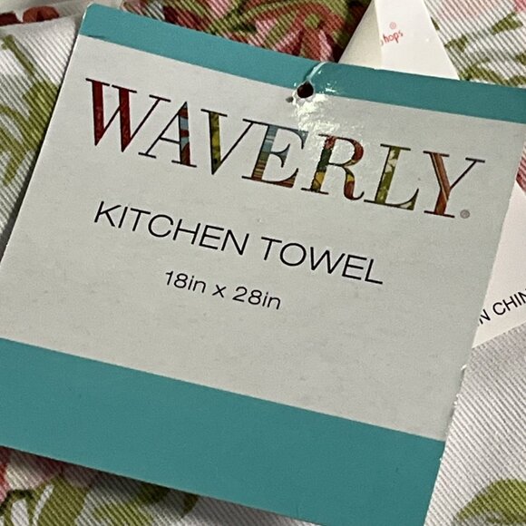 Waverly Quilted Table Runner Towel Set Pink Hydrangea Reversible Striped Country - Picture 9 of 11